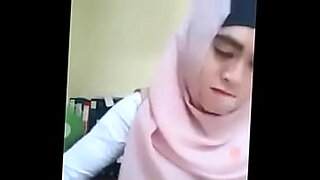 malay hijab girl