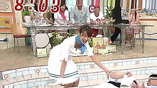 japanese desperate housewife ayako ayanokoji getting her 1st double