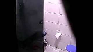 spy son to fuck mom in bathroom