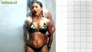 bollywood actress lara datta sex video12