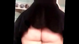 arab huge pussy lips bent over