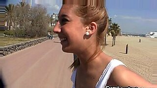 jj-wad-public-toilet-xhamster