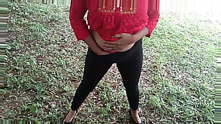 ladyboy-pajeandose-y-acabando