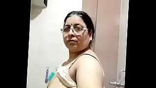 striptease-what-app