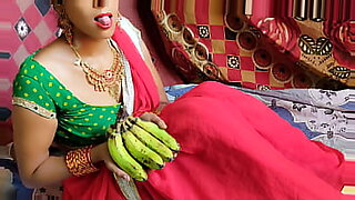 video xxx xxx सुन्दर लड़की की चुत में क