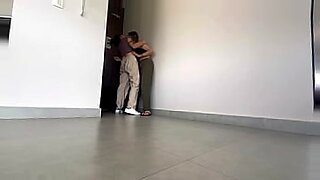 con xxx porn tube