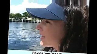 sexo-oral-y-mamadas-de-tetas-entre-lesbianismo