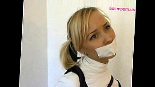japan girl giving blowjob getting her hairy pussy fucks by boyfriend