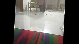 দেশি লেংটা আন্টির বড়ো বড
