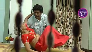 bhabhi hot romance xnxx