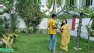at-your-service-pelicula-porno