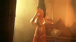 striptease-on-cam
