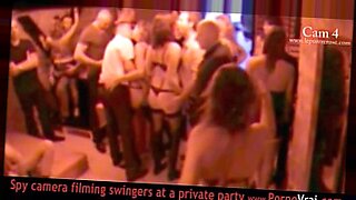squirt swinger club