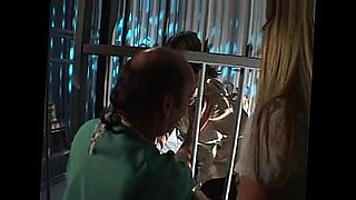 foxxy-recieves-massive-creampie-from-gio