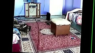 redtube-maduras-comiedo-vien-a-un-chico-joven-espanola