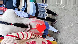 desi school girls threesome xhamster
