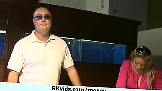mi-frienda-fuck-mi-mom-site-redtube-com