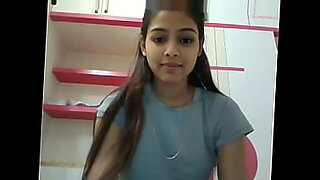 ewomen-sucking-c9cks-hd-porn-videos