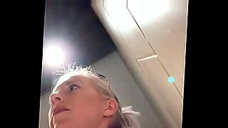compartiendo a su esposa con un amigojapensne