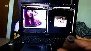 mujeres bellas masturbandose