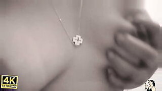 cuckold-girlfriend-kissing-with-two-xxx