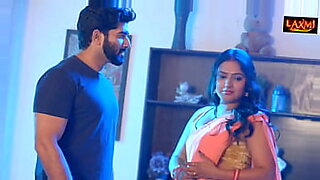 hd porn indian seducing on cam xvideos