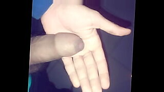 japanese-cunilingus-after-pissing