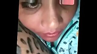 blonde-model-fucking-orgy