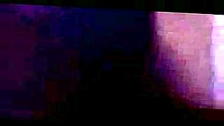 mujer-chupa-2-pijas-casero-xvideos