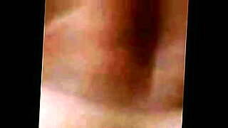 transexuales-con-pollas-muy-grandes-follando-a-chicos