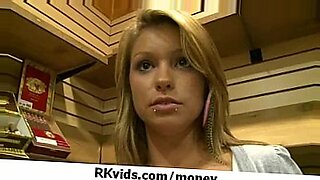 redtube-maduras-comiedo-vien-a-un-chico-joven-espanola