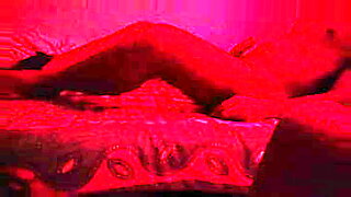 convenzo-a-inocete-que-se-masturbe-para-mi