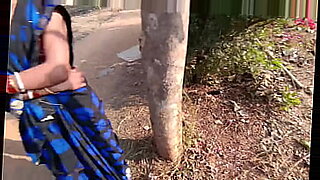 bring-in-hang-up-pick-up-put-down-phrasal-verb