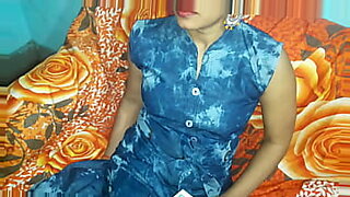 wife handjob xhamster