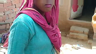 punjab aur chandigarh ki nayi ladki ne ghar walo ki sexy blue film dikhaiye college ki nayi nayi ladkiyon ki sexy blue film