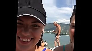 morenas-desnudas-bailando-salsa-video-hd