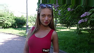sexy-blouse-down