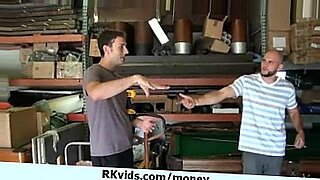porno-desvirgacion-incesto-real
