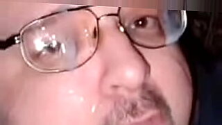 mamando-mega-verga-gay-a-macho