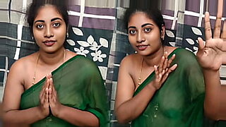 mom-rides-her-son-and-begs-for-creampie