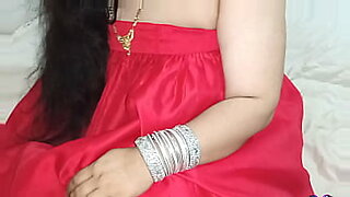 put-on-camera-strap