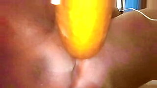 arian-maya-masturbate