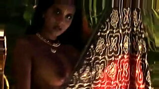 chubby-teen-streptease-atrevida-creampie