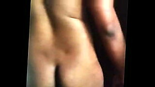vanessa-y-hairy-striptease