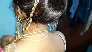 how-to-put-on-a-corset