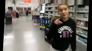 flashing in stores 2