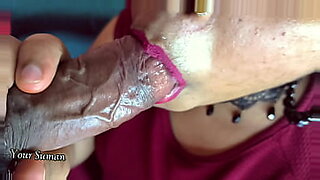 white-girl-masturbating