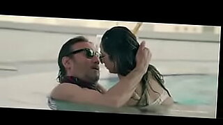 shemal-eva-lin-and-foxxy-in-threesome-anal-cachondo