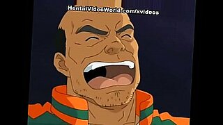 hand in mia khalifa pussy