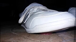 spike heels crush cock